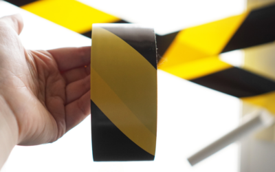 Ruban de signalisation industrielle : garantir la sécurité sur site.